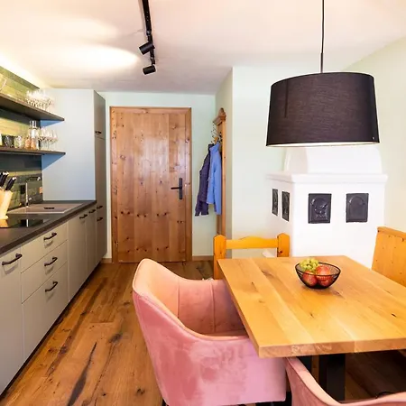 Apart-hotel Lechlife Travelhouse