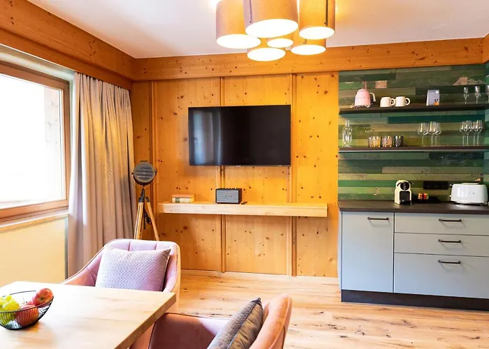 Aparthotel Lechlife Travelhouse Reutte