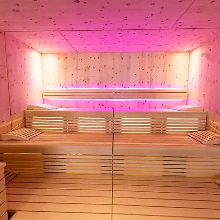 Aparthotel Lechlife Travelhouse Reutte