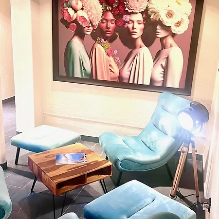 Aparthotel Lechlife Travelhouse Reutte