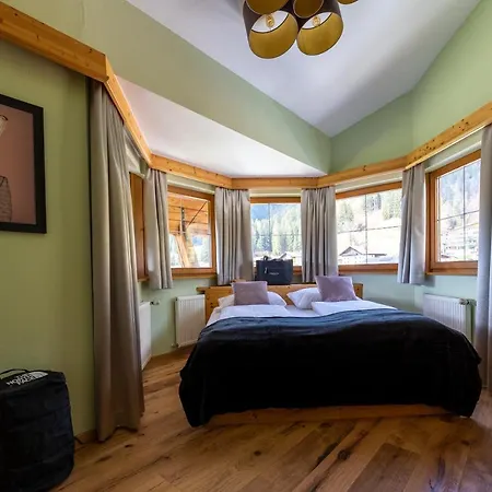 Lechlife Travelhouse Apart Otel